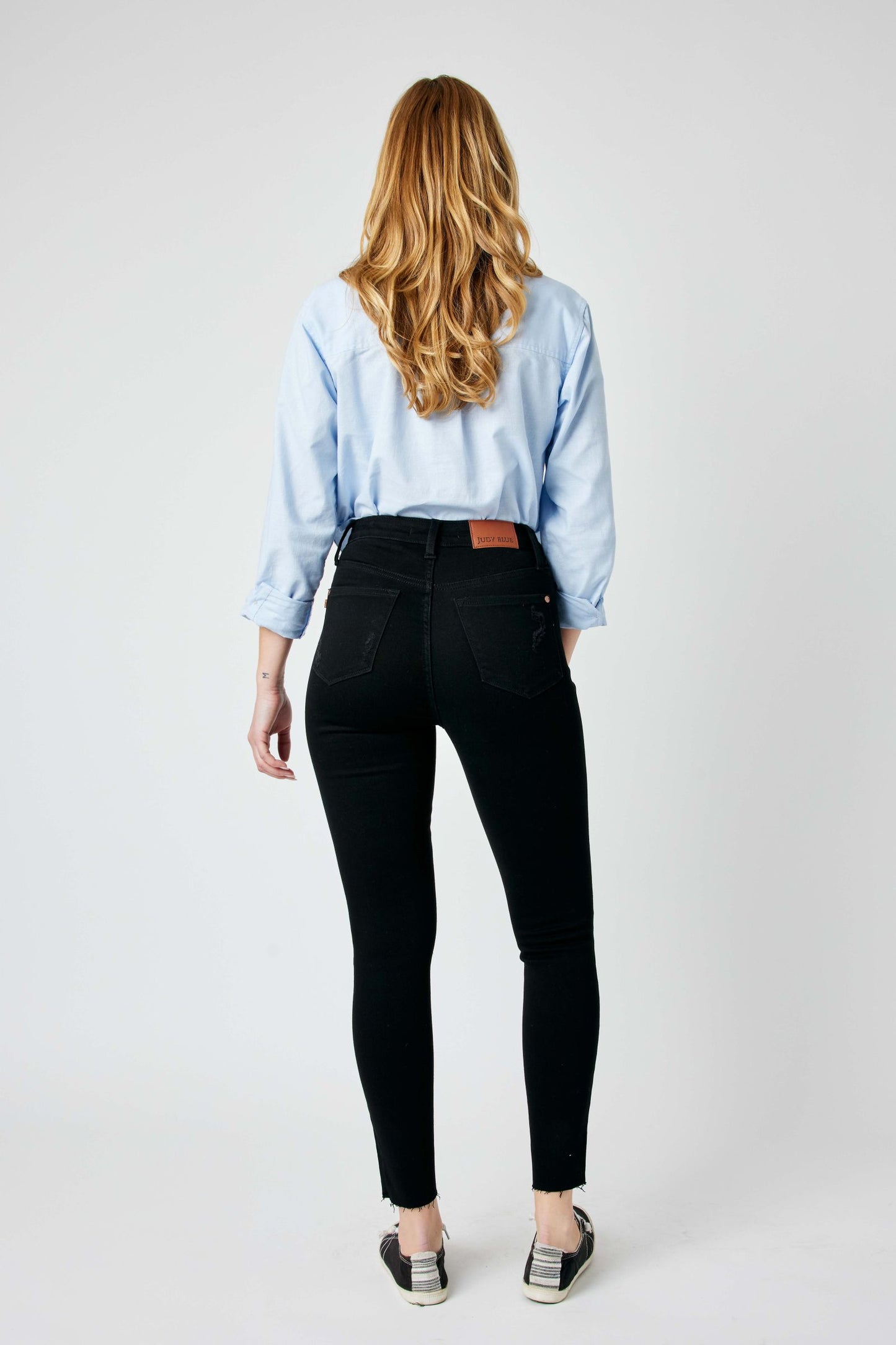 **Judy Blue Black Distressed Skinny Jeans