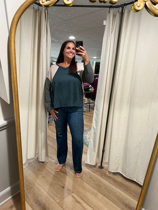**Judy Blue Tummy Control Dark Wash Straight Leg Jeans
