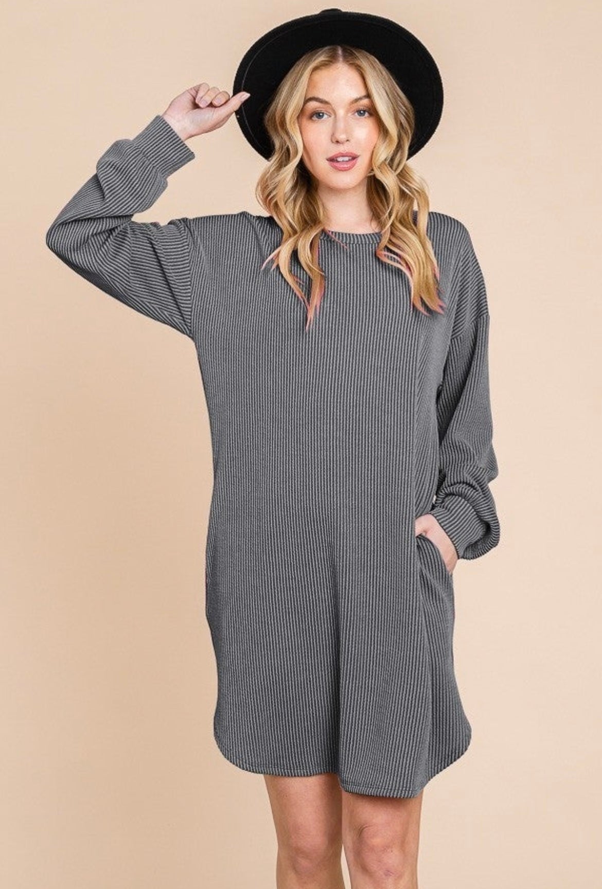 Vestido con bolsillo de canalé (4 colores)