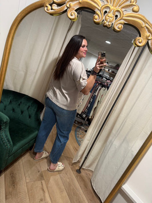 Oatmeal/ Taupe Ribbed Floral