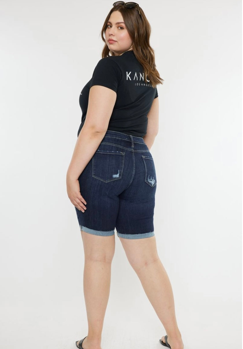 Bermudas con lavado oscuro