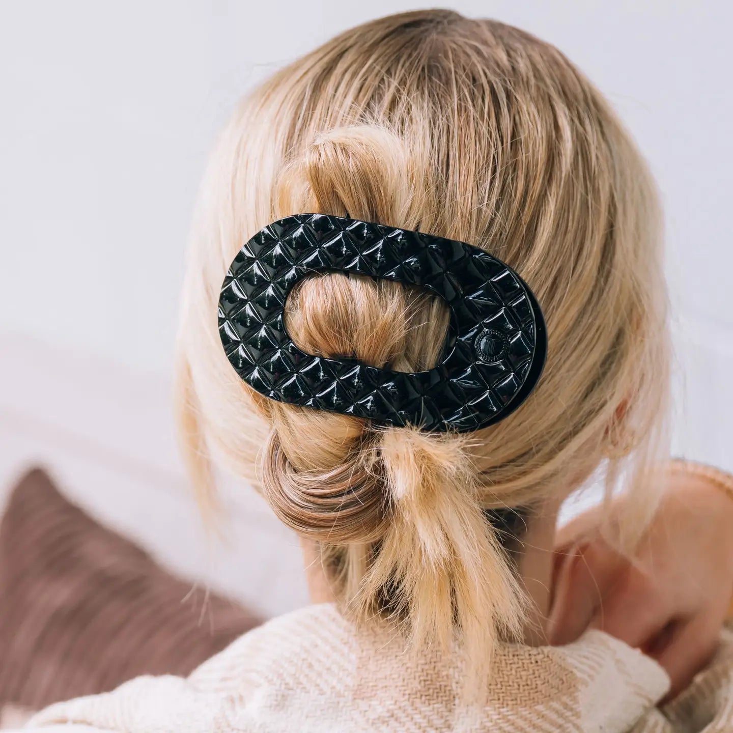 Teleties Flat Round Hair Clip