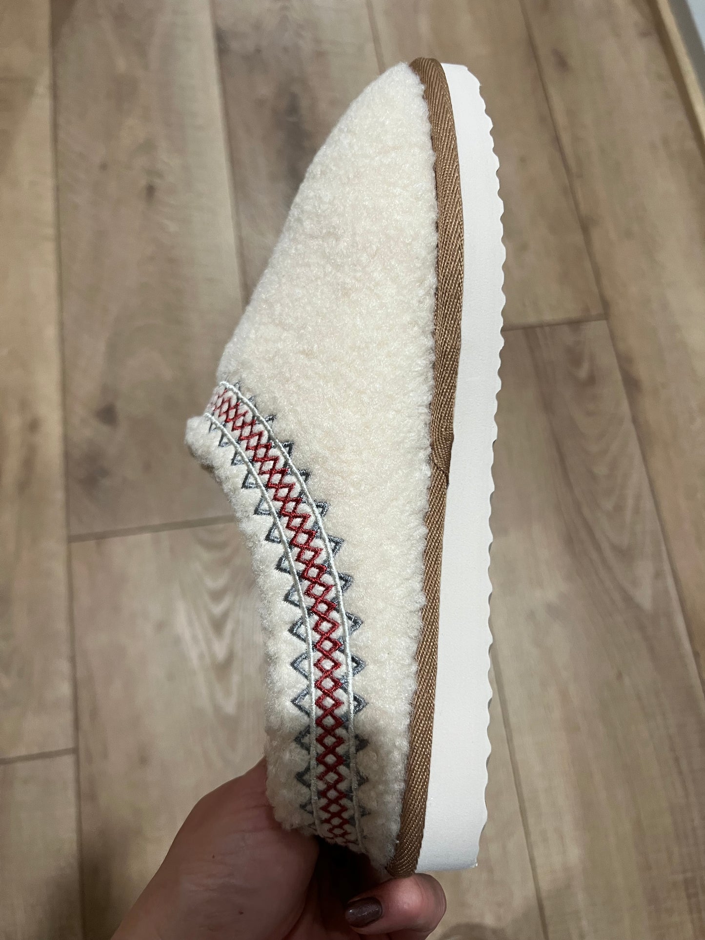 Very G Cream Sherpa Slip On Shoes