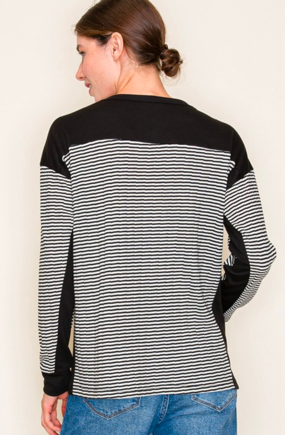 Black and White Textured Long Sleeve