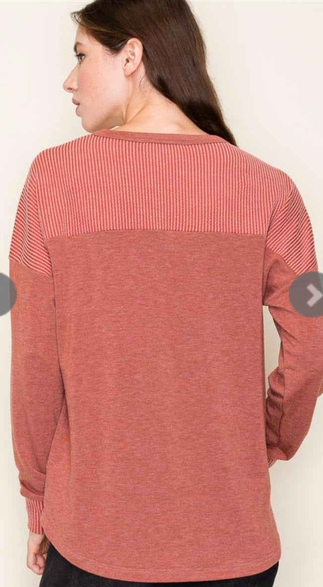 Long Sleeve with Ribbed Details (2 Colors)