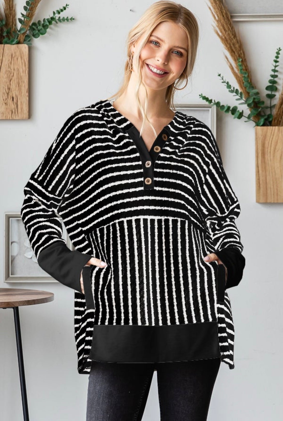 Black / Cream Striped Textured Hoodie