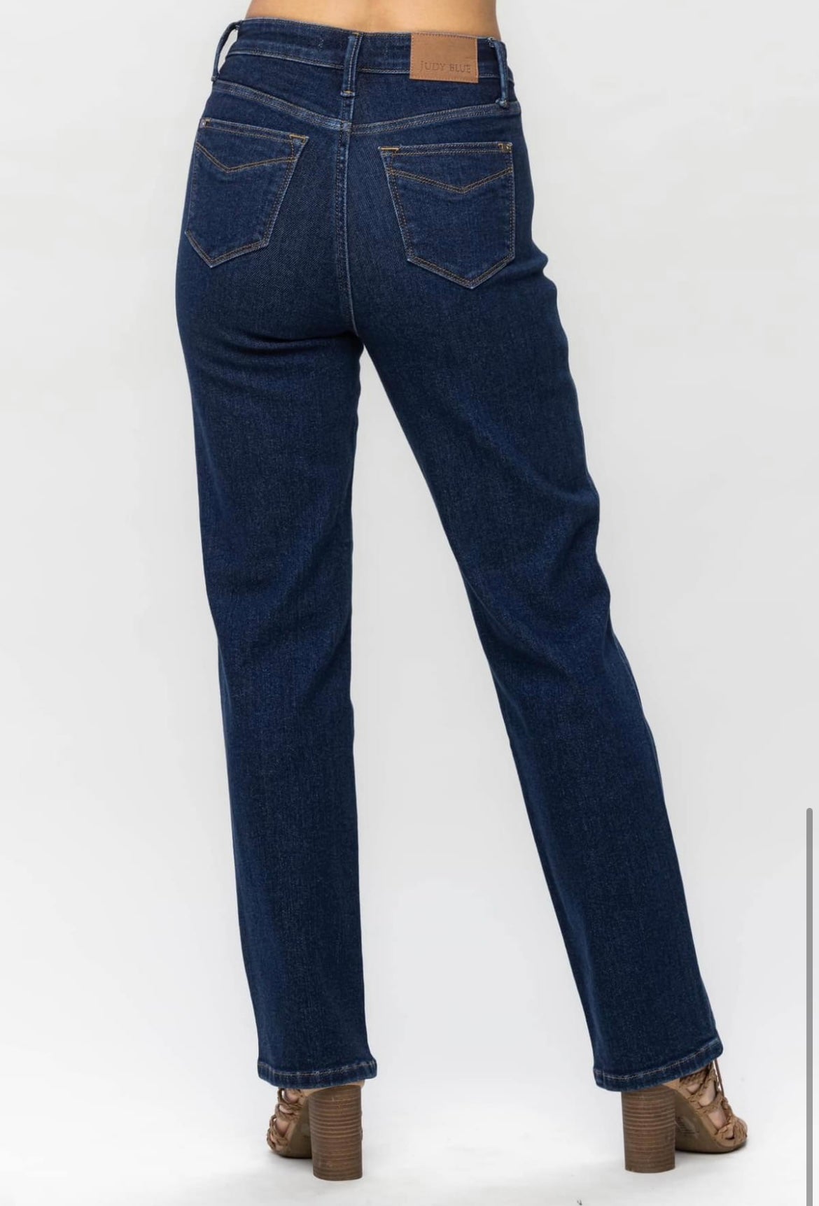 Jeans azules Judy de pierna recta con control de barriga