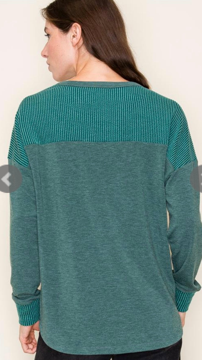 Long Sleeve with Ribbed Details (2 Colors)