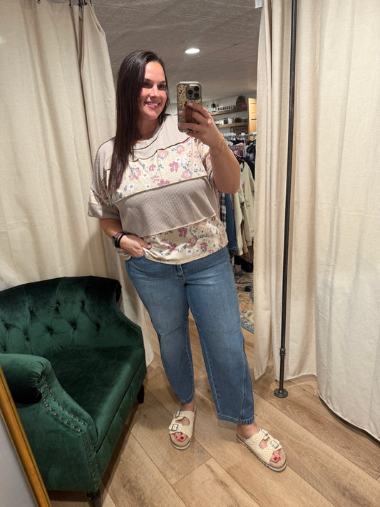 Oatmeal/ Taupe Ribbed Floral