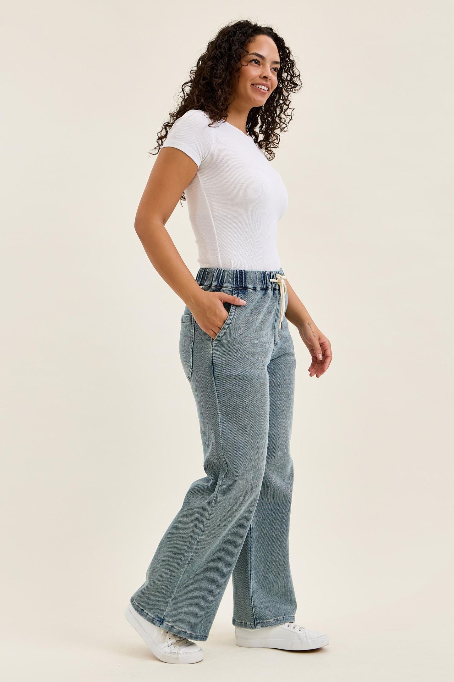 Judy Blue Wilhelmina Baggy Elastic Jeans