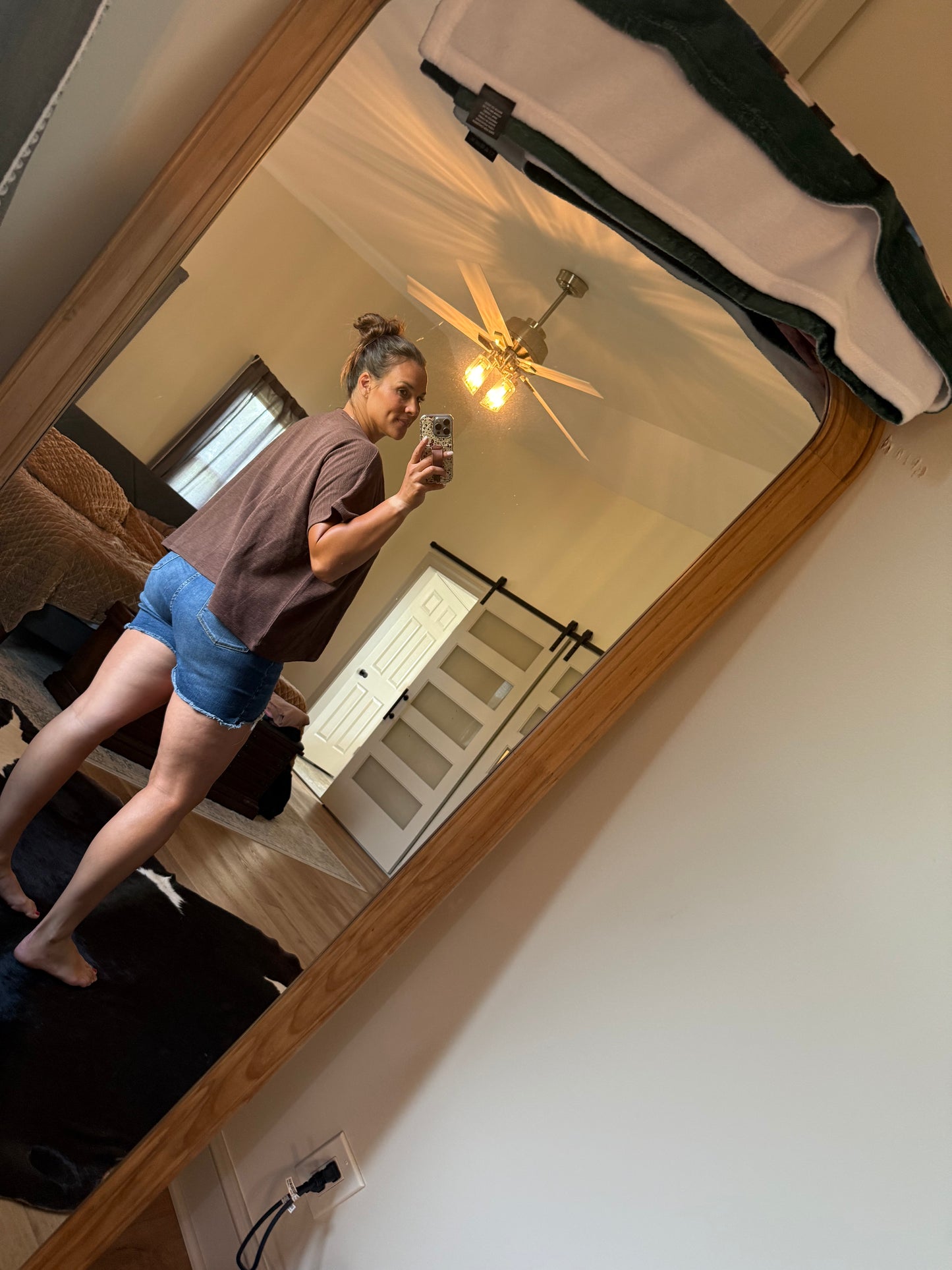 Oversized Boxy Tee (2 Colors)