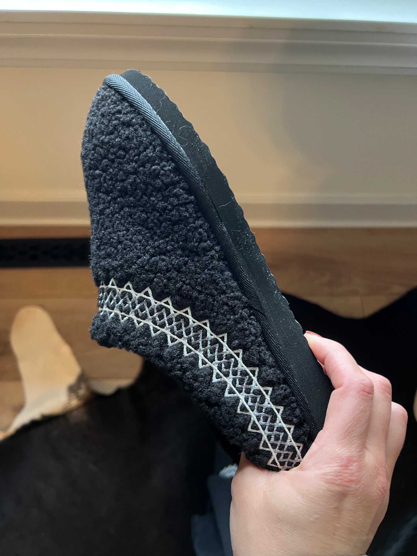 Very G Black Sherpa Slip On Shoes